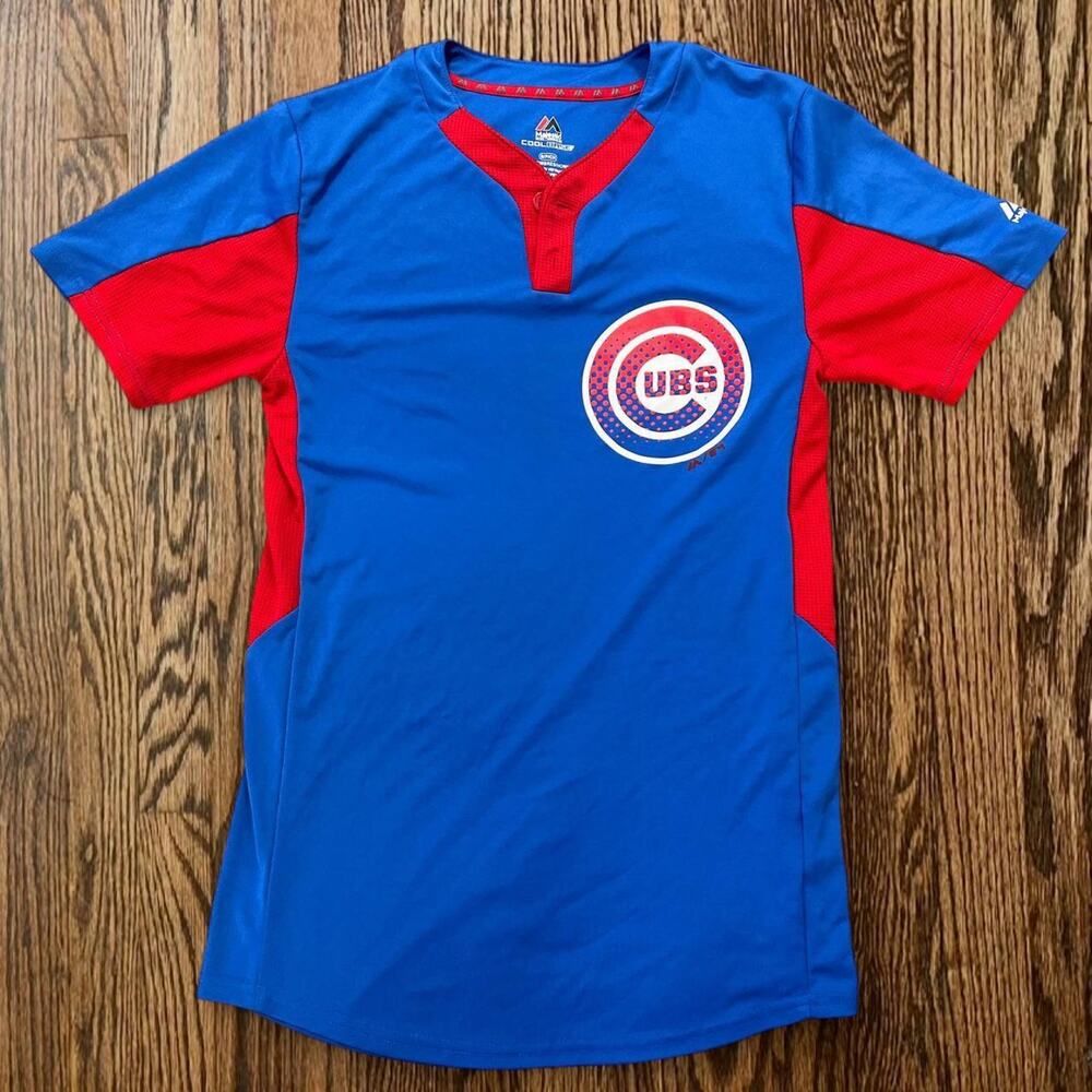 Cubs blue and red jersey